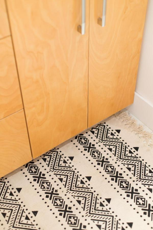 Hip, Stylish Apartment In Little Italy By Den Stays A モントリオール エクステリア 写真
