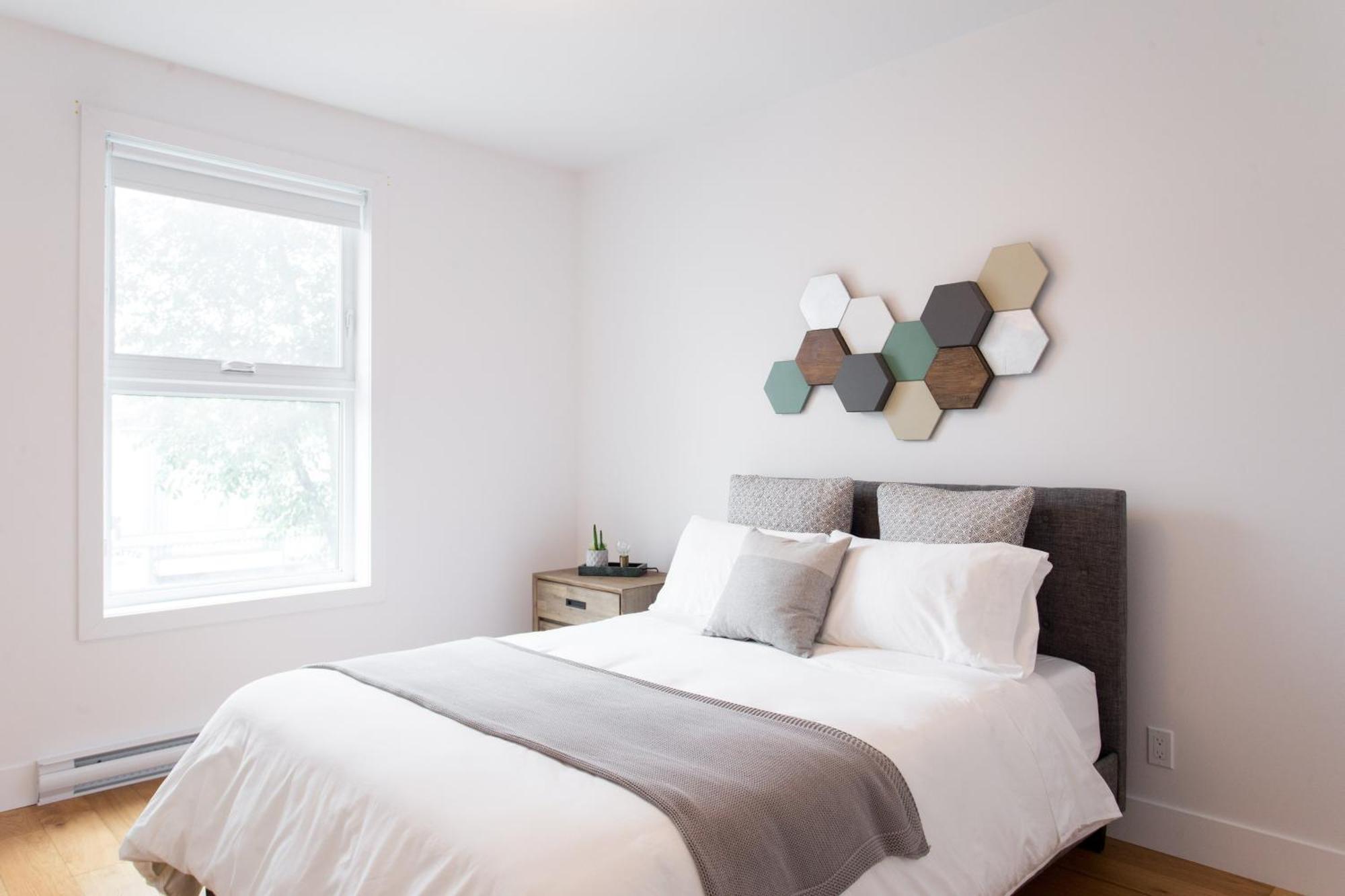 Hip, Stylish Apartment In Little Italy By Den Stays A モントリオール 部屋 写真