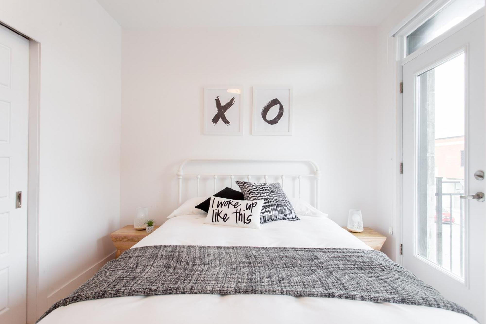 Hip, Stylish Apartment In Little Italy By Den Stays A モントリオール 部屋 写真