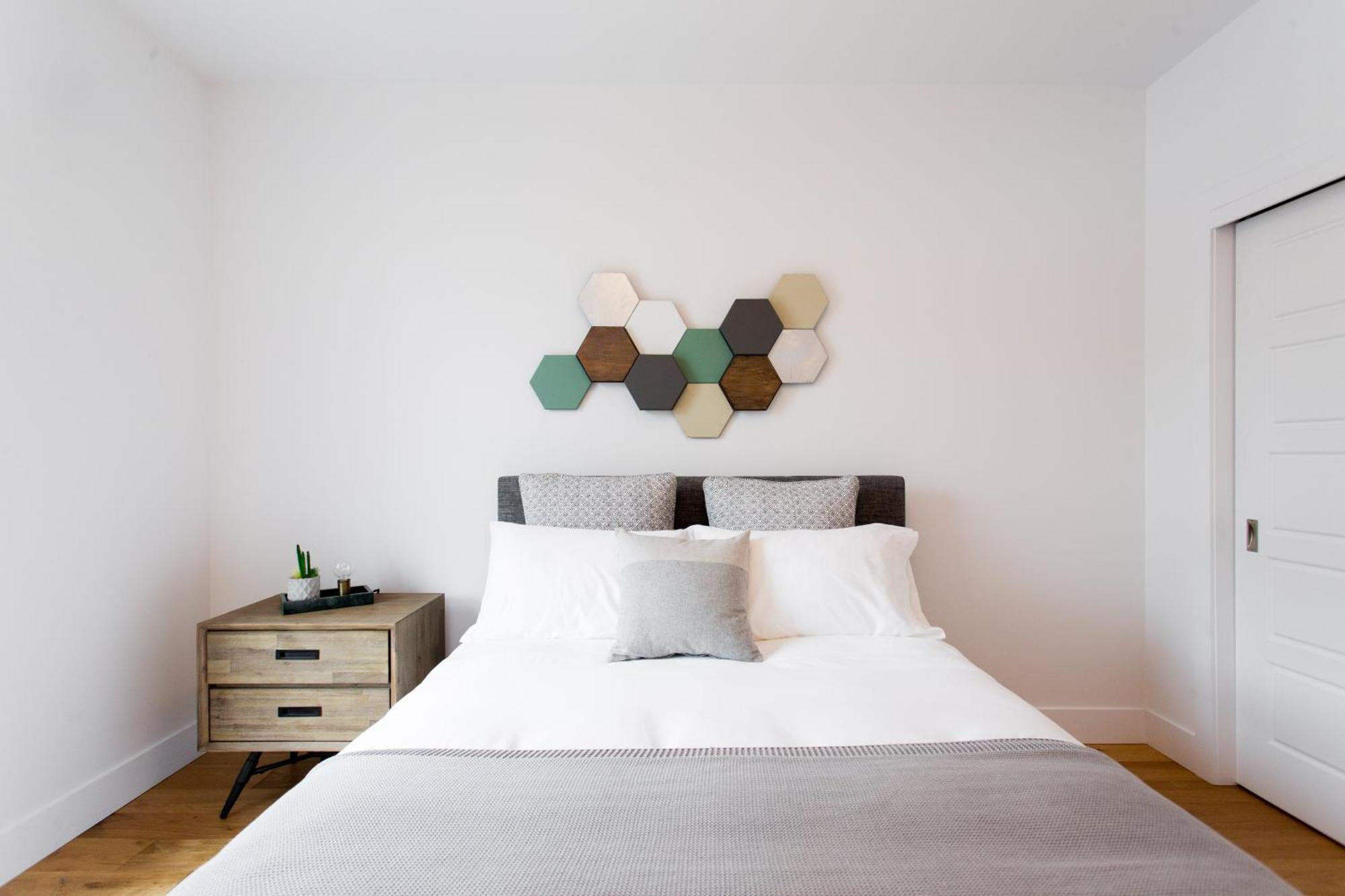 Hip, Stylish Apartment In Little Italy By Den Stays A モントリオール 部屋 写真