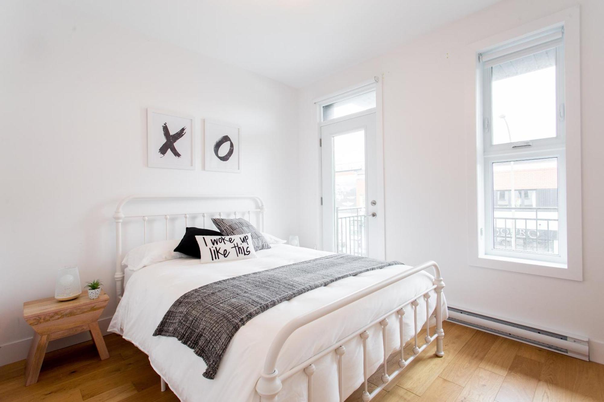 Hip, Stylish Apartment In Little Italy By Den Stays A モントリオール 部屋 写真