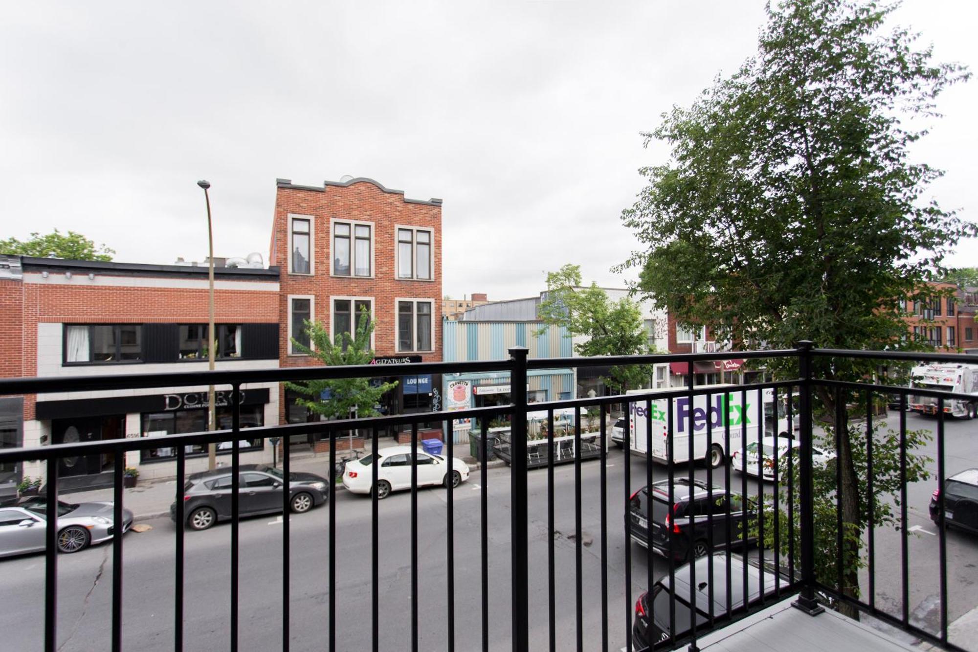Hip, Stylish Apartment In Little Italy By Den Stays A モントリオール 部屋 写真